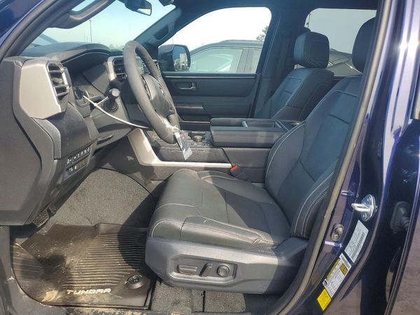2026 TOYOTA TUNDRA
