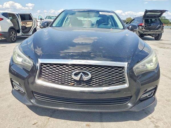 2014 INFINITI Q50