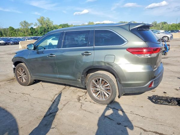 2018 TOYOTA HIGHLANDER