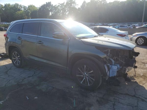 2018 TOYOTA HIGHLANDER