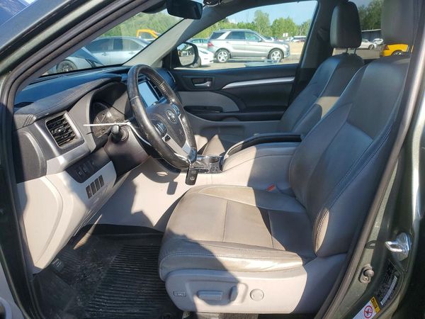 2018 TOYOTA HIGHLANDER