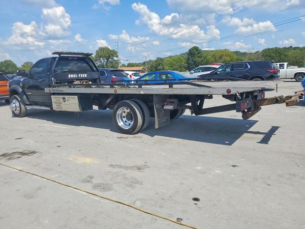 2019 RAM 5500 REG CAB CHASSIS