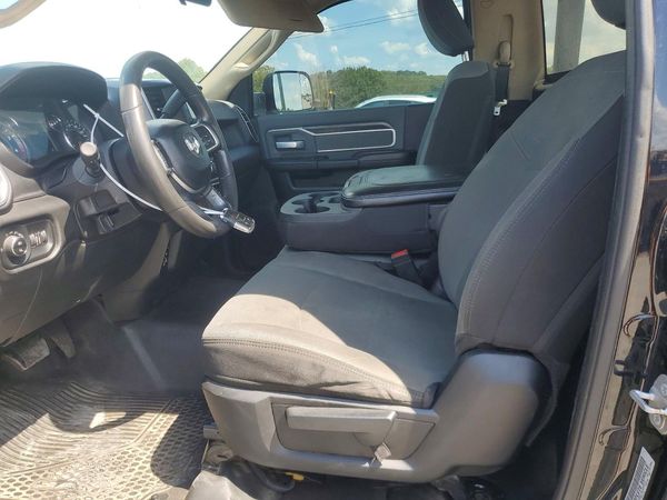 2019 RAM 5500 REG CAB CHASSIS
