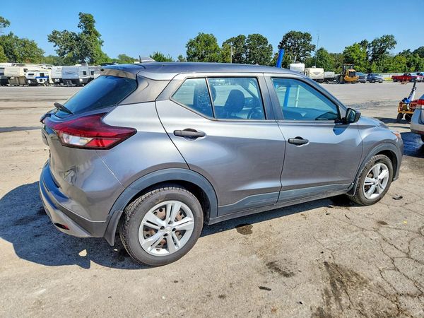 2021 NISSAN KICKS