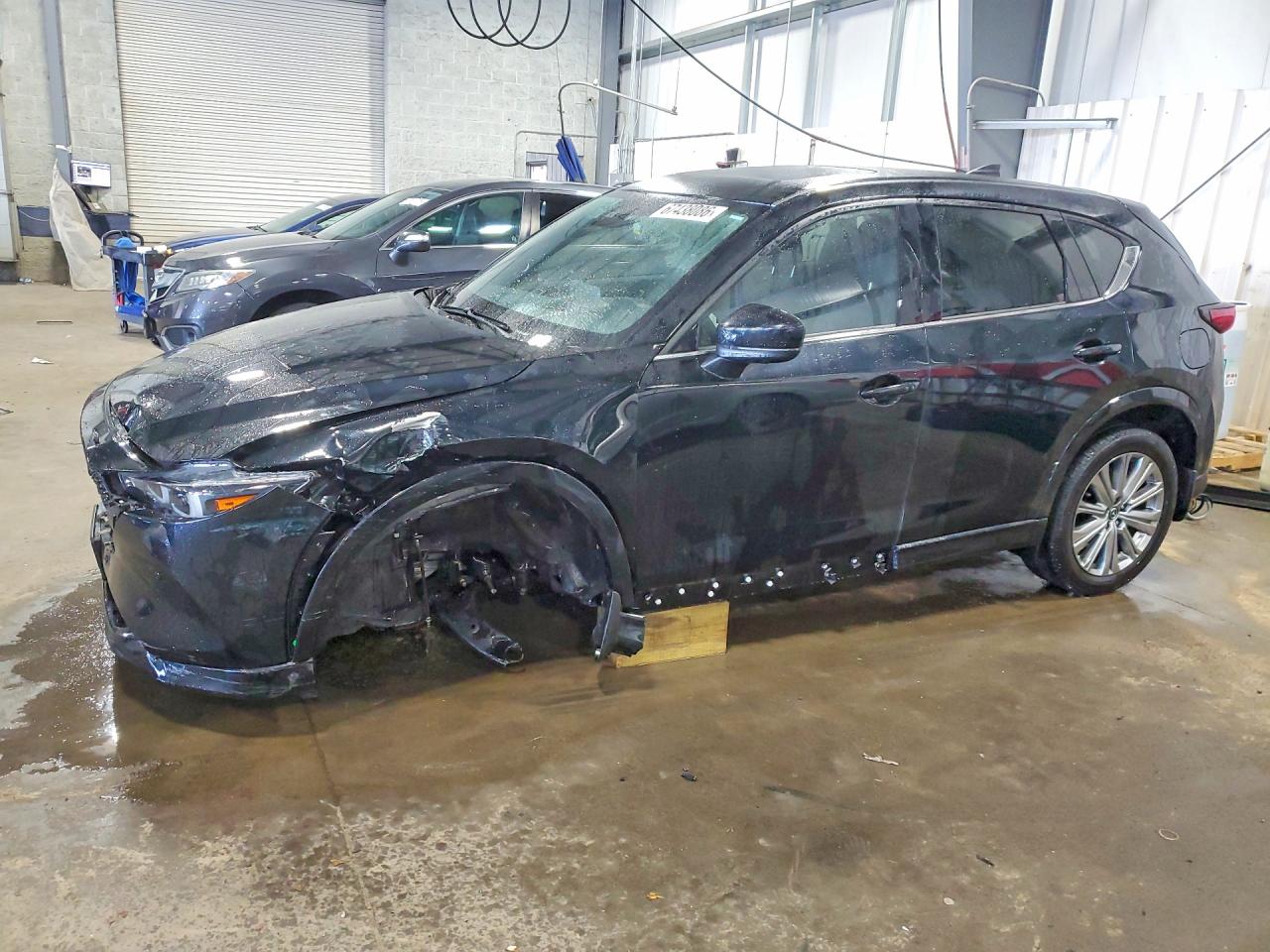 2023 MAZDA CX-5 Signature — Front 3/4