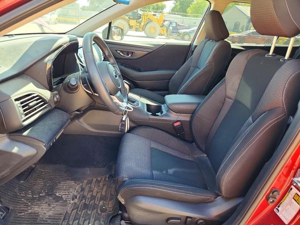 2025 SUBARU OUTBACK