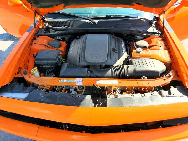 2012 DODGE CHALLENGER R/T — Engine bay