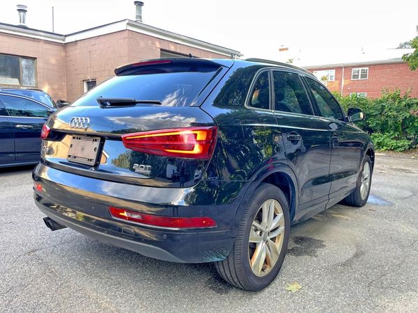 2018 AUDI Q3