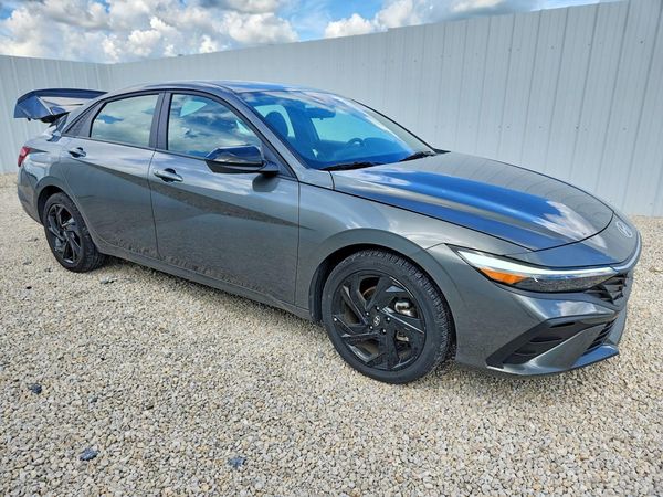 2026 HYUNDAI ELANTRA