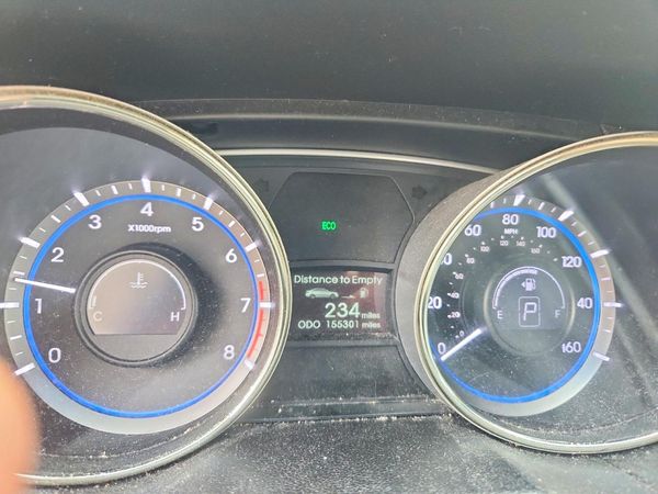 2013 HYUNDAI SONATA