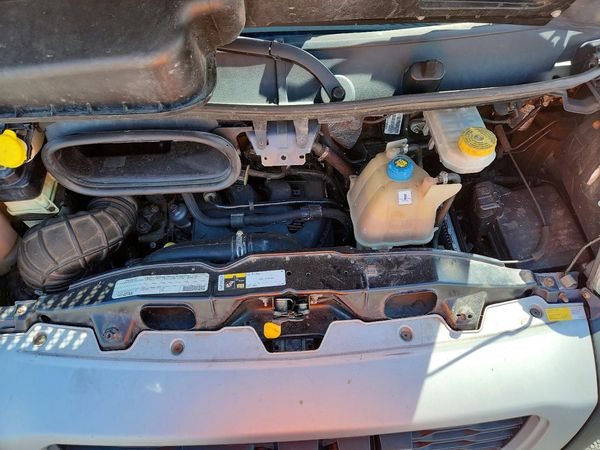 2020 RAM PROMASTER 3500 VF — Engine bay