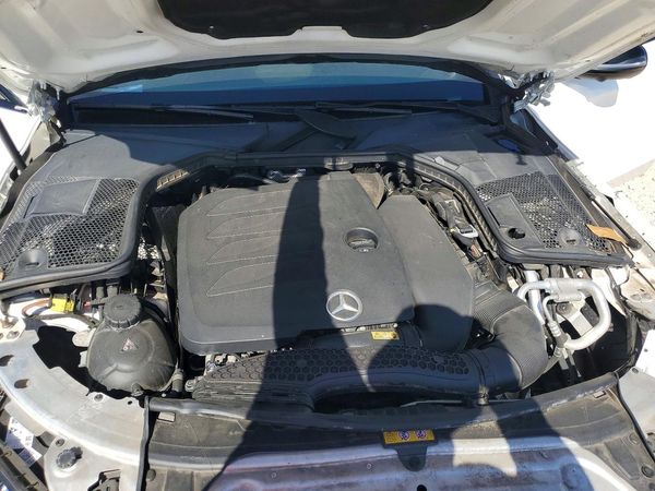 2020 MERCEDES-BENZ C-CLASS C300 — Engine bay