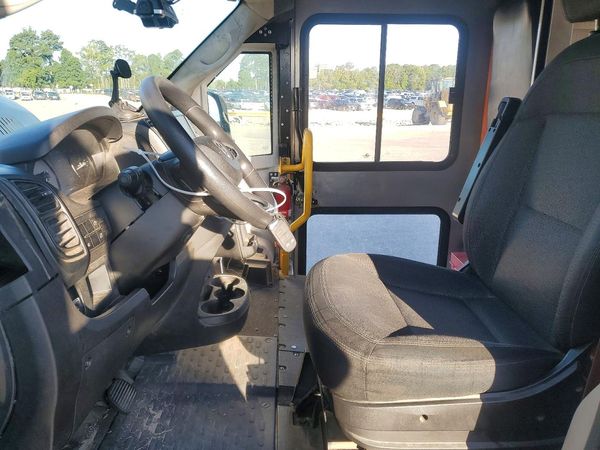 2022 RAM PROMASTER 3500 — DENT