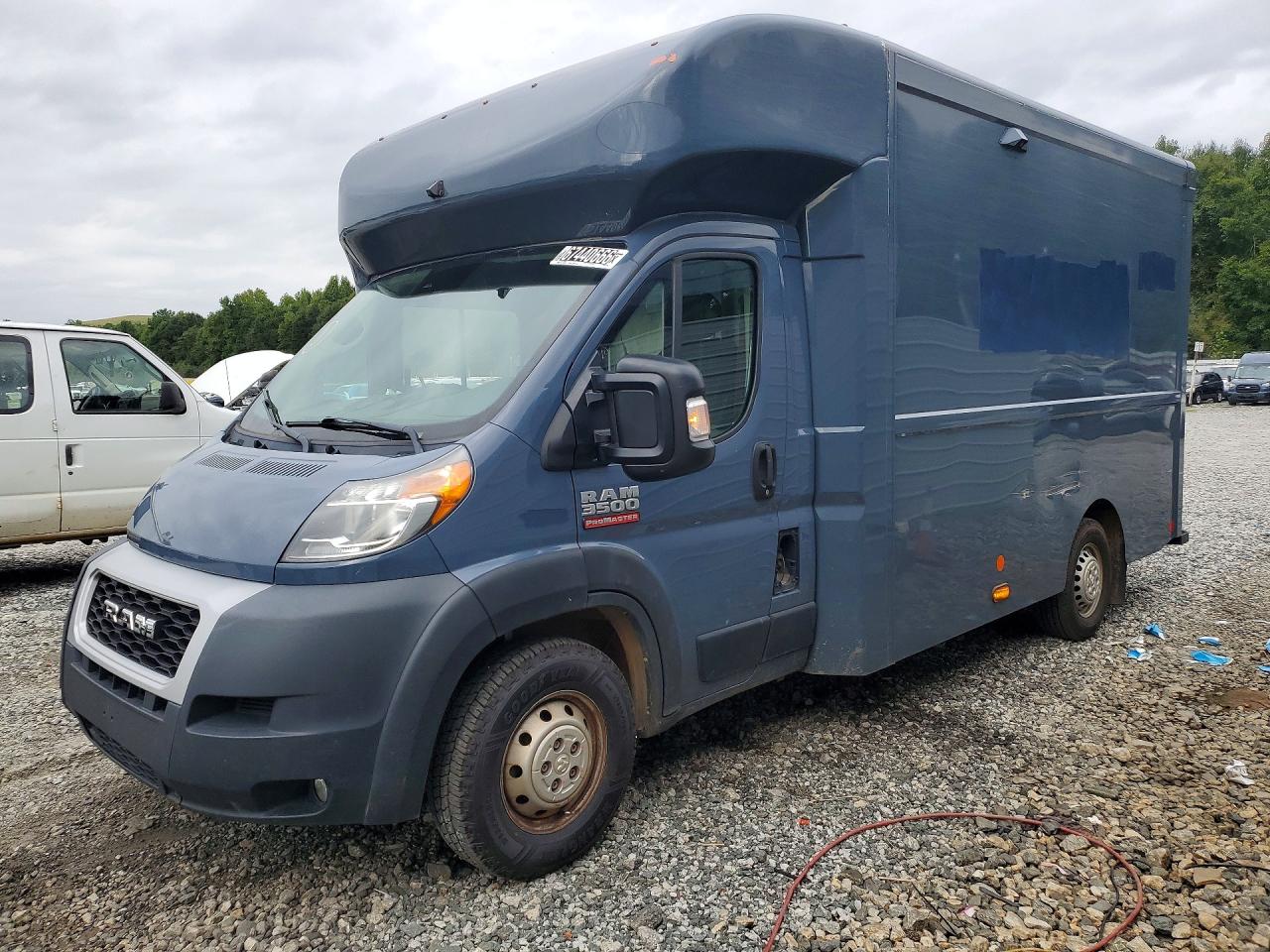 2022 RAM PROMASTER 3500 — Front 3/4