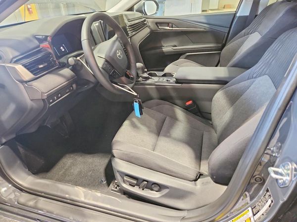2026 TOYOTA CAMRY
