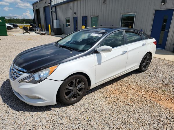 2013 HYUNDAI SONATA