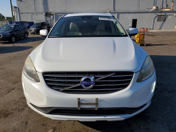 2016 VOLVO XC60 SV33 Premier