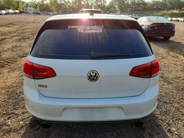 2017 VOLKSWAGEN GTI