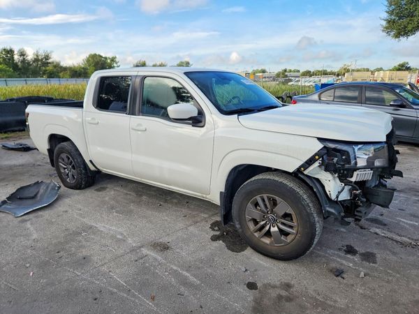 2025 NISSAN FRONTIER
