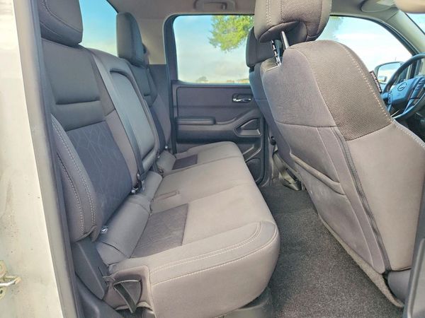 2025 NISSAN FRONTIER