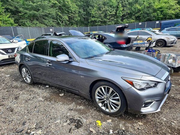 2018 INFINITI Q50