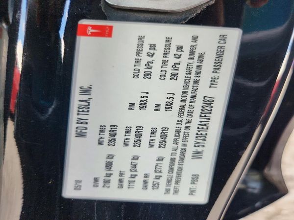 2018 TESLA MODEL 3