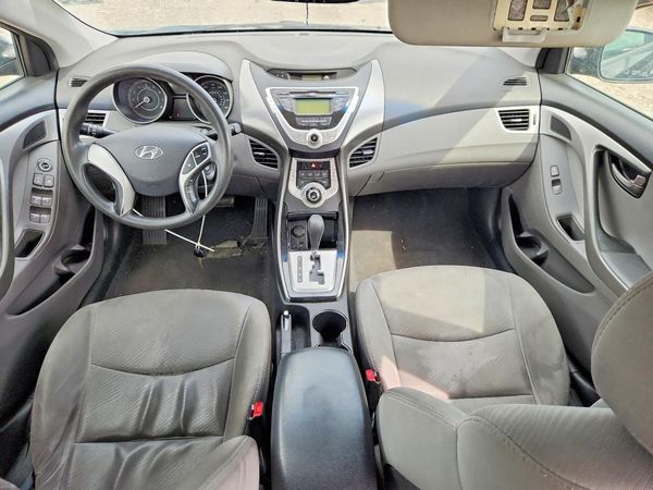 2012 HYUNDAI ELANTRA GLS(Middle grade)