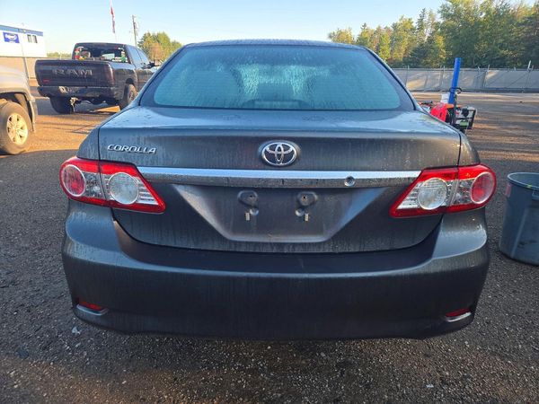 2013 TOYOTA COROLLA