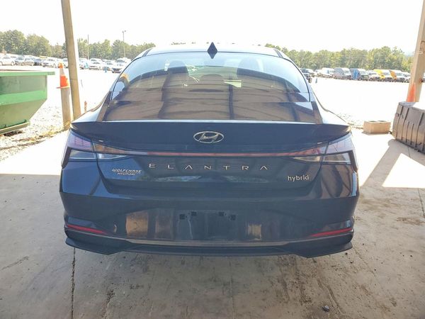 2022 HYUNDAI ELANTRA