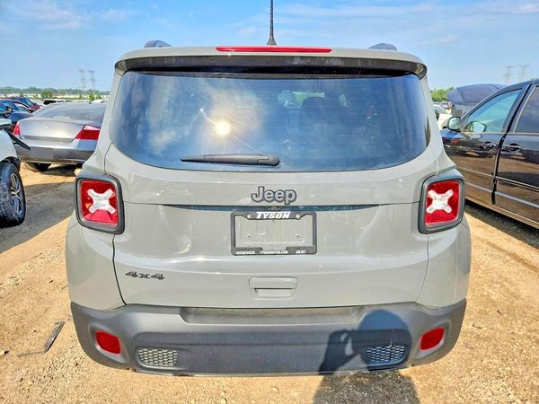 2021 JEEP RENEGADE Latitude