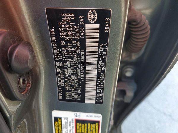 2012 TOYOTA CAMRY