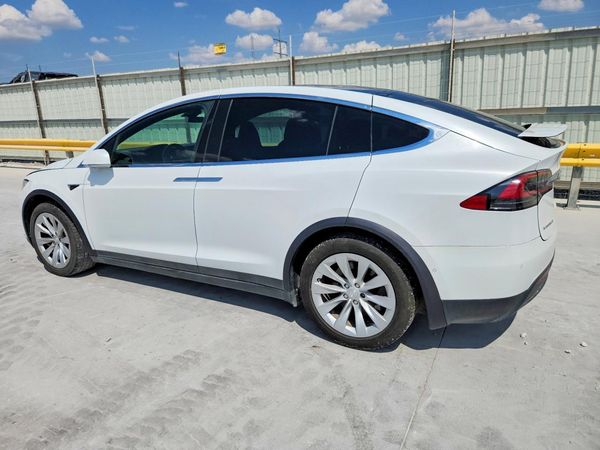 2018 TESLA MODEL X