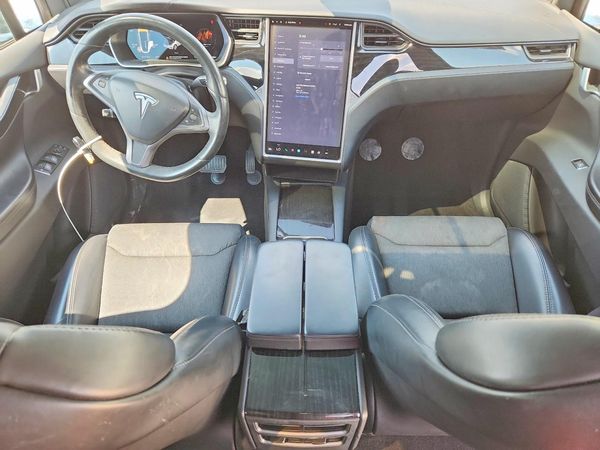 2018 TESLA MODEL X