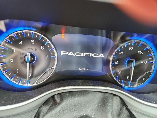 2024 CHRYSLER PACIFICA