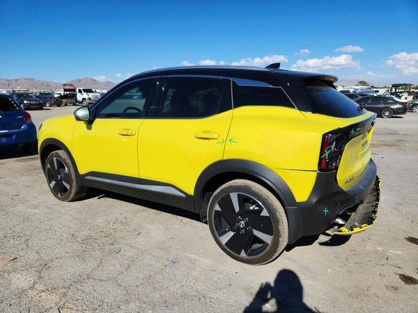 2025 NISSAN KICKS SR