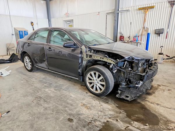 2012 TOYOTA CAMRY — Passenger 3/4