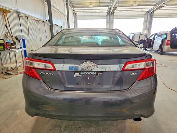 2012 TOYOTA CAMRY — DIRR