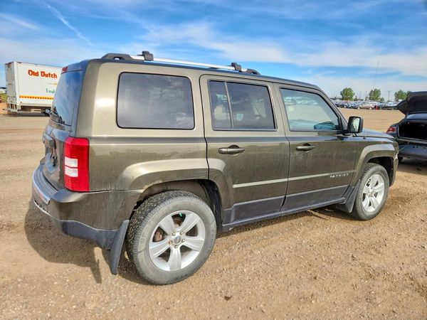 2016 JEEP PARTROIT Sport