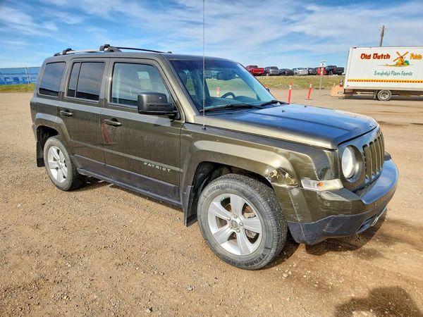 2016 JEEP PARTROIT Sport