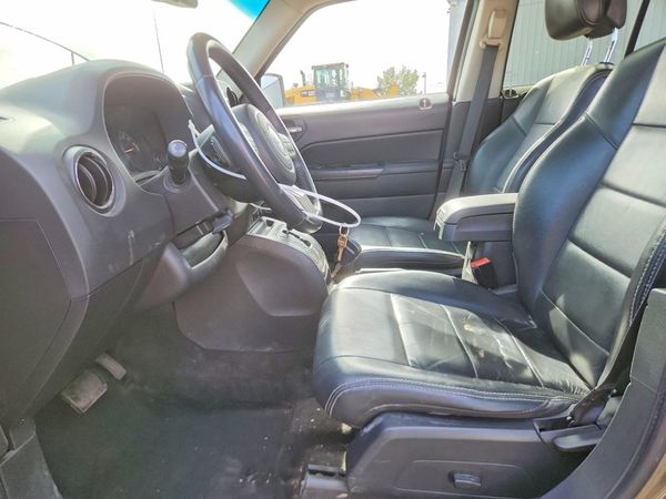 2016 JEEP PARTROIT Sport