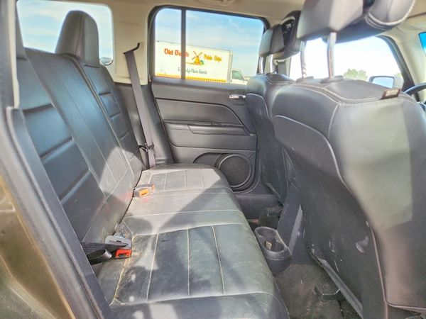 2016 JEEP PARTROIT Sport