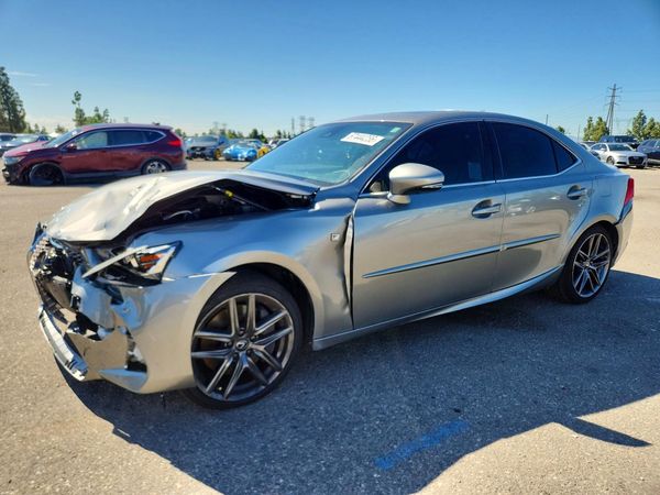 2019 LEXUS IS