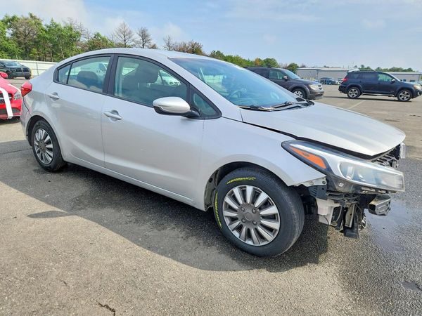 2017 KIA FORTE