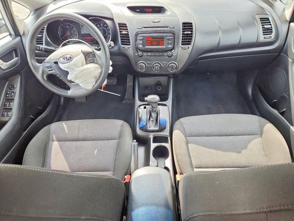 2017 KIA FORTE
