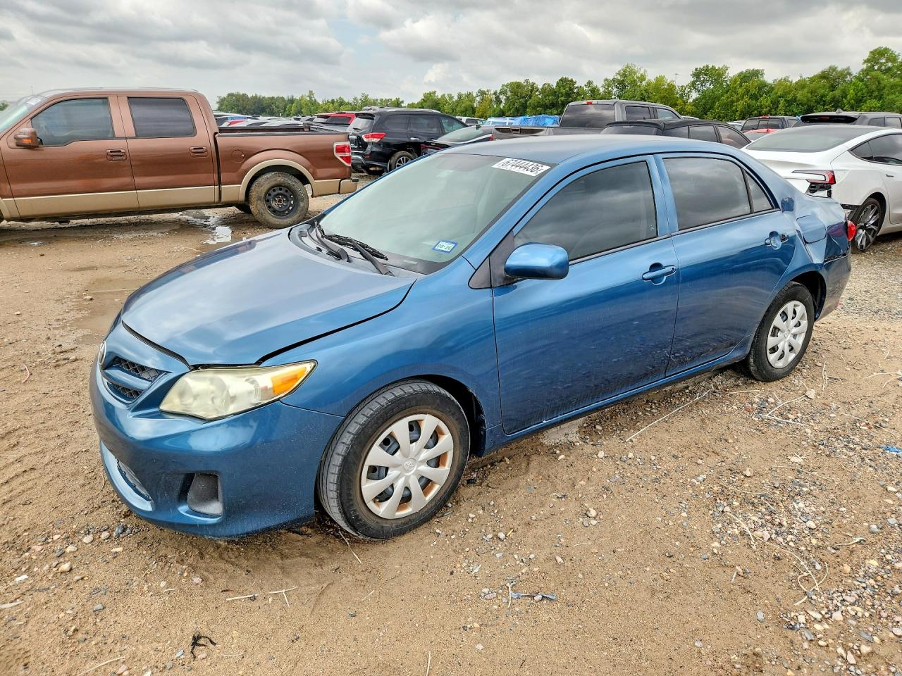2013 TOYOTA COROLLA