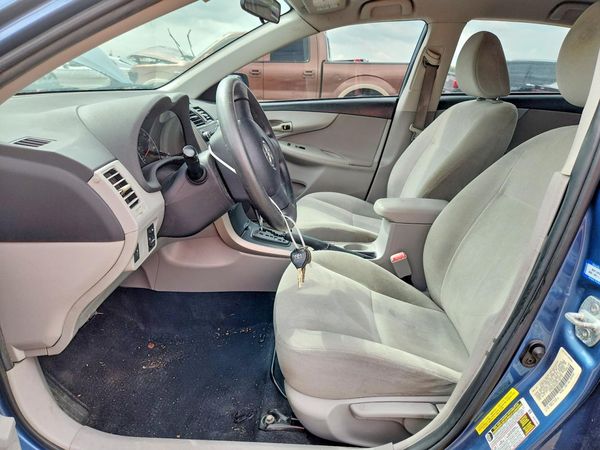 2013 TOYOTA COROLLA