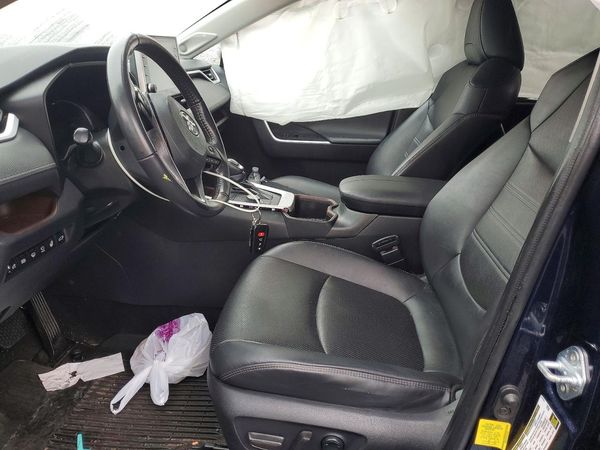 2022 TOYOTA RAV4 Limited — DENT