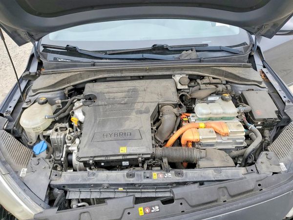2019 HYUNDAI IONIQ SEL (HEV)