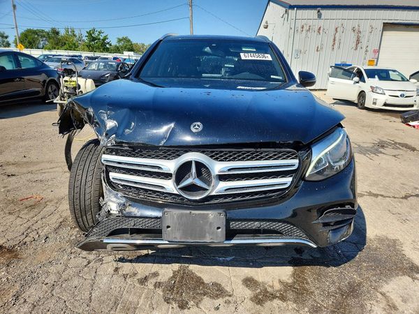 2019 MERCEDES-BENZ GLC