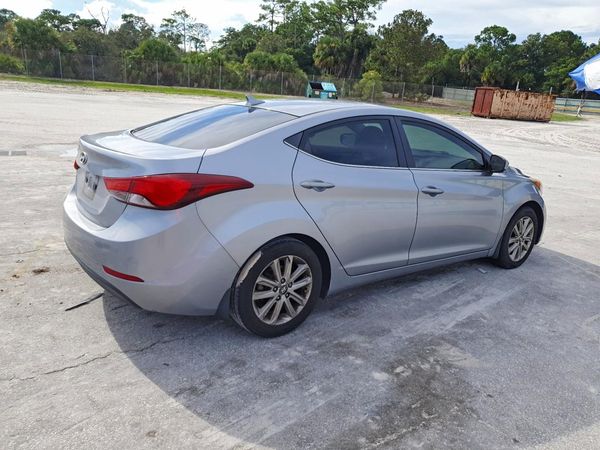 2015 HYUNDAI ELANTRA GLS(Middle)